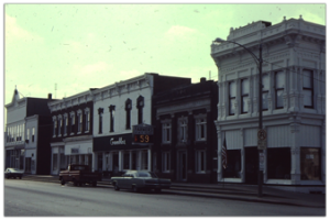 main street Elmwood